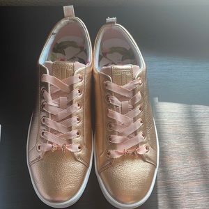 TED BAKER  new shoes